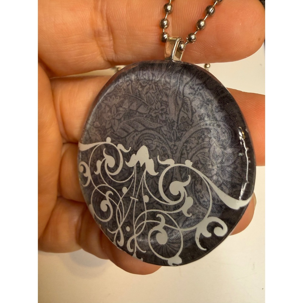 Handmade Gray Paisley Filigree Resin Pendant Necklace Silver Tone Ball Chain 2in